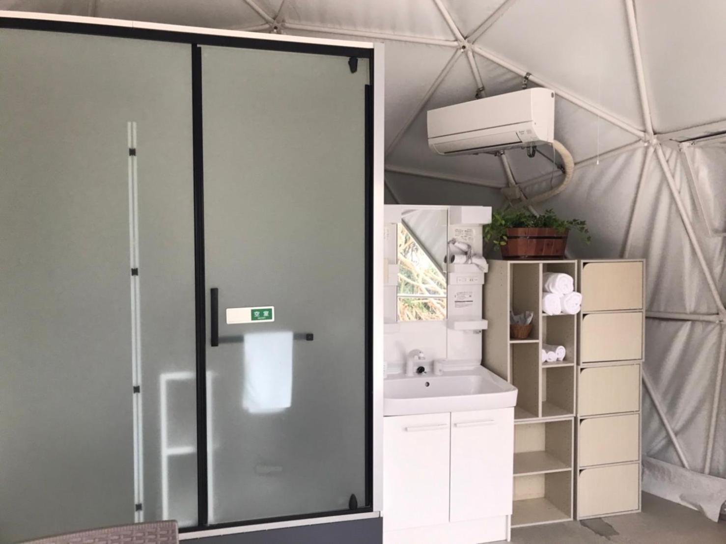 Luxury tent Glampark Akuna Henza
